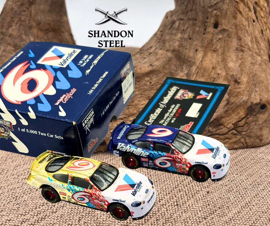 1998 Racing Champions Mark Martin #6 Valvoline Ford Taurus 2 Car Set #2860/5000