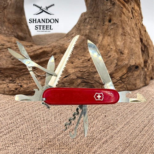 Victorinox Huntsman Swiss Army Knife Red Vintage Camping Hunting Fishing (94)