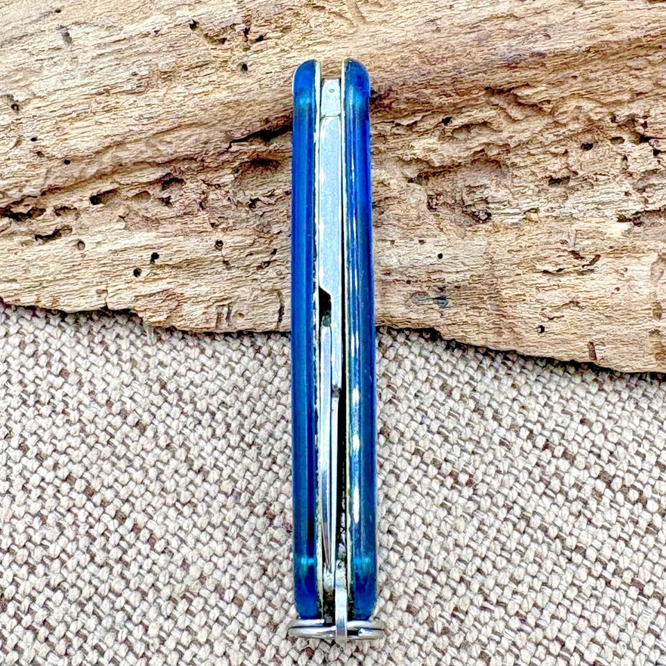 Victorinox Knife Made in Switzerland Swiss Army CLASSIC Translucent Blue (202)