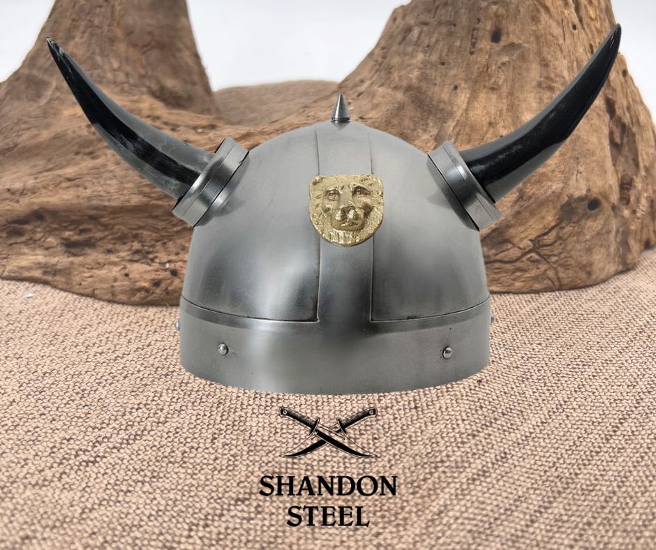 Lion Viking Helmet PA910976LN