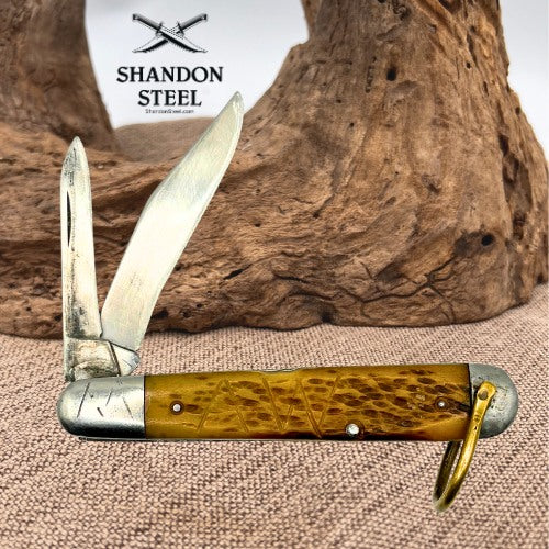 Vintage 2-Blade Jack Folding Pocket Knife – Jigged Bone Handle & Brass Bail (93)