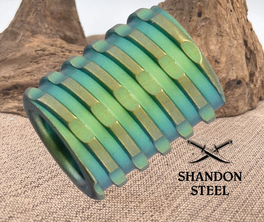 We Knife Titanium Bead Green WEA02A
