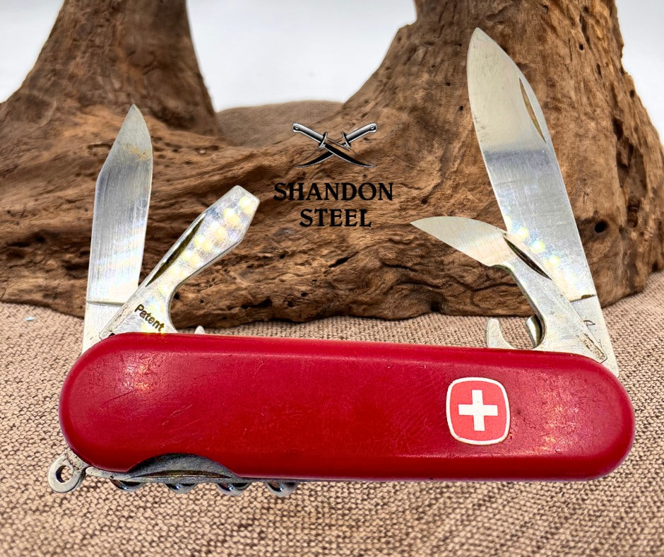 Wenger Swiss Army Master Fisherman Pocket Knife Cork Screw Awl Can Opener (52)