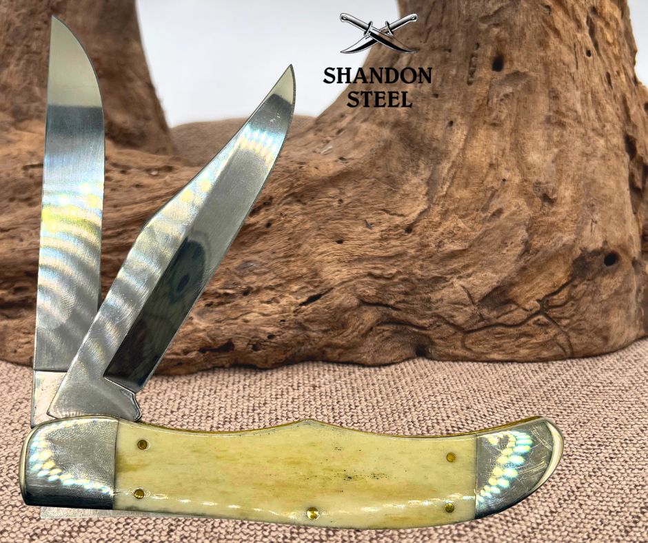 CASE XX KNIVES USA NATURAL BONE CROSS SHIELD LARGE FOLDING HUNTER 6265 SS 22506