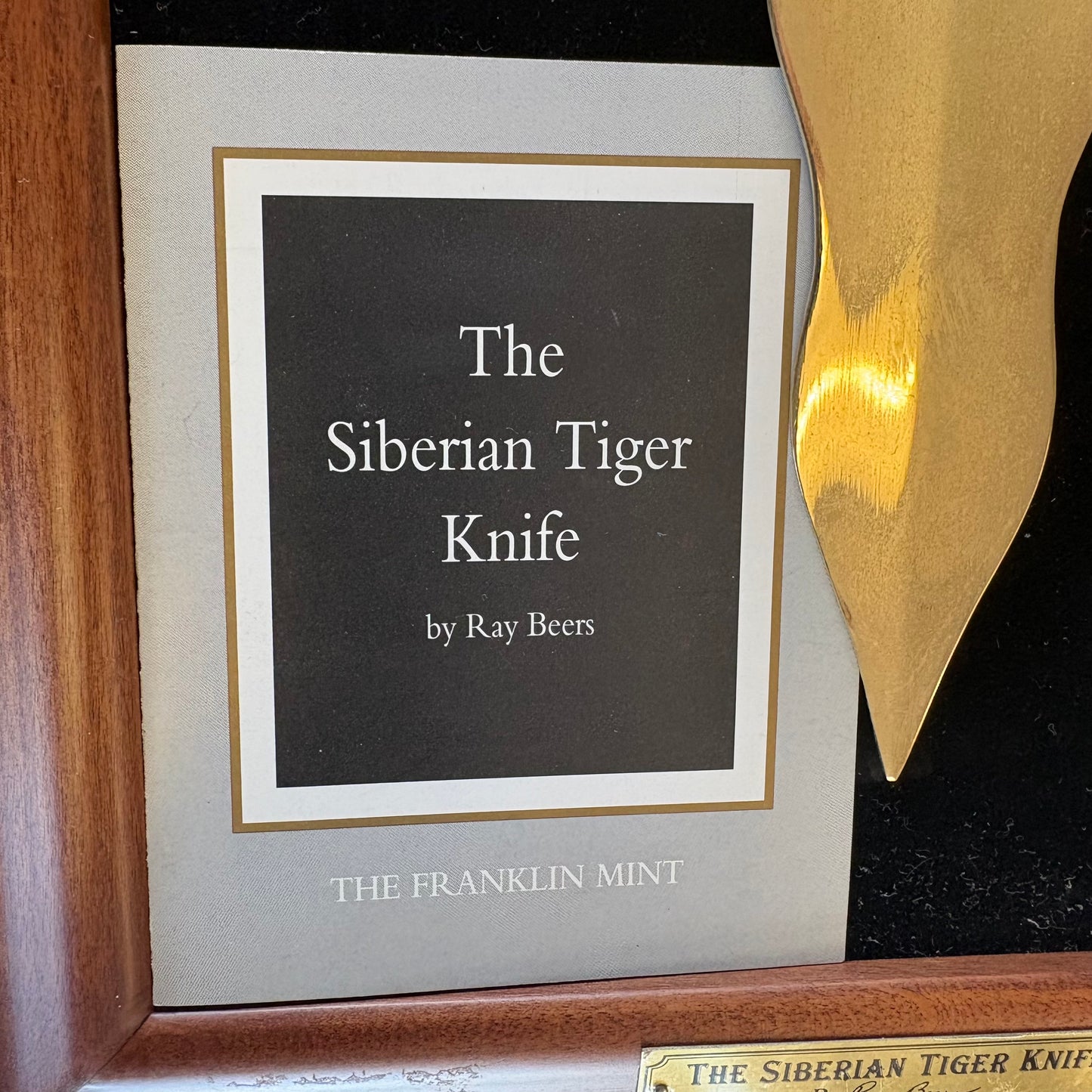 Franklin Mint the Siberian Tiger Knife Fixed Blade Knife on Display Plaque